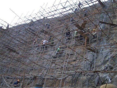 满城公路桩基检测